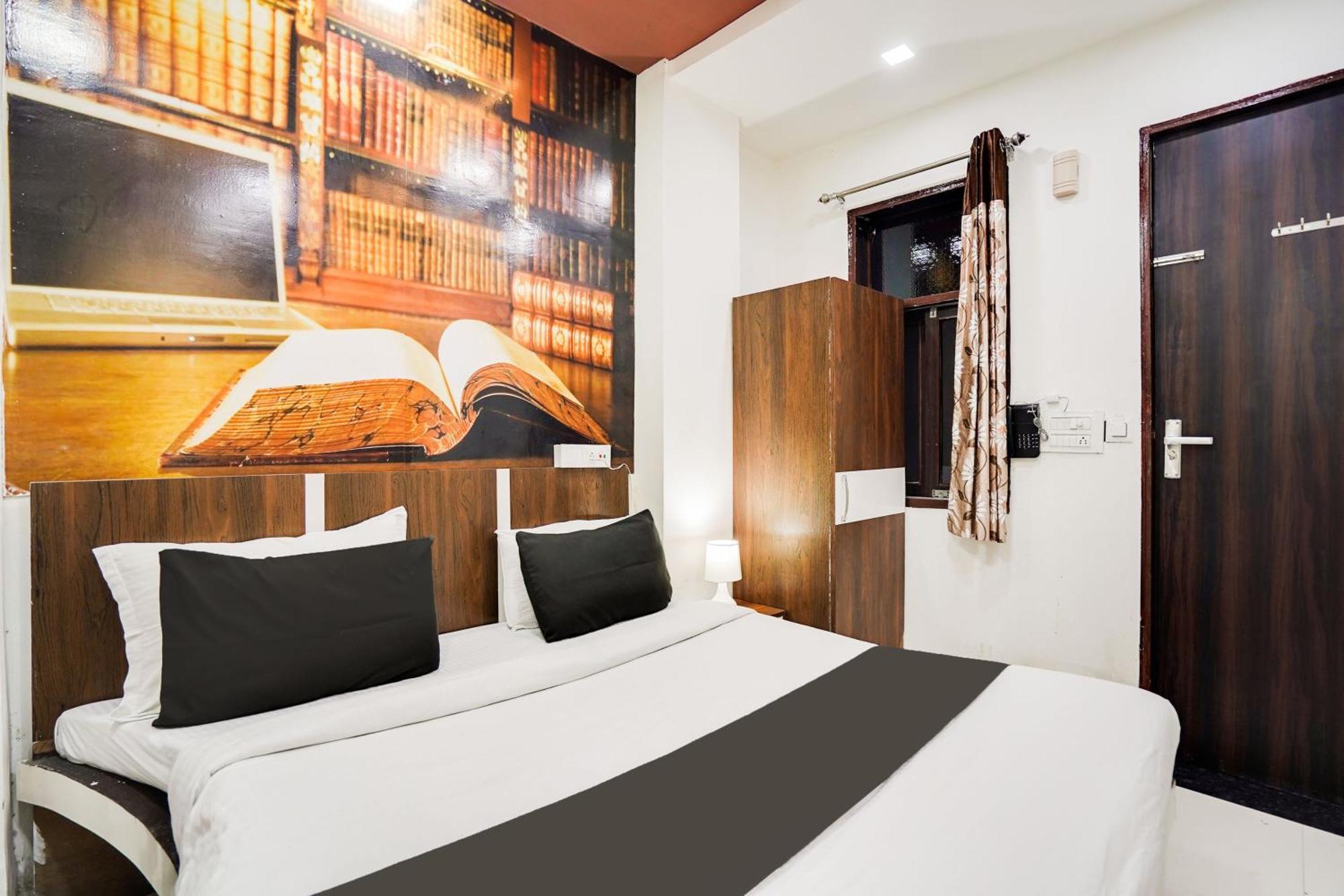Super Oyo Hotel O Sky Wings Аджмер Экстерьер фото